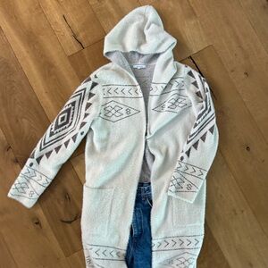 The SOFTEST Cozy Hooded Cardigan with Geometric Patterns and horse design